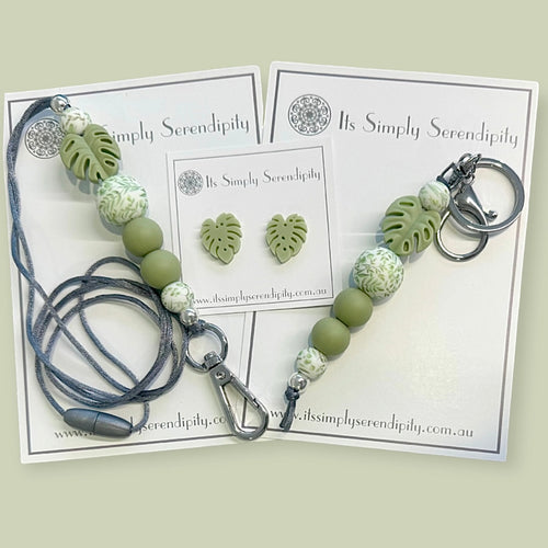 Key Holder Bundle - Sage Monstera with FREE Earrings