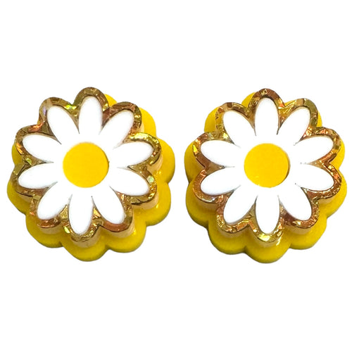 Fresh As A Daisy - White - Stud Earrings